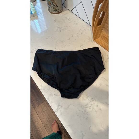 Lands End High Waisted black bathing suit bottom size 18 - Picture 4 of 4